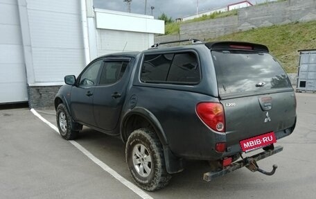 Mitsubishi L200 IV рестайлинг, 2008 год, 1 120 000 рублей, 8 фотография
