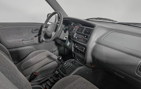 Suzuki Grand Vitara, 2002 год, 409 000 рублей, 10 фотография