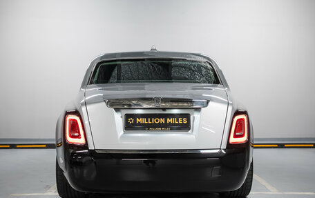 Rolls-Royce Phantom VIII, 2018 год, 37 000 000 рублей, 16 фотография