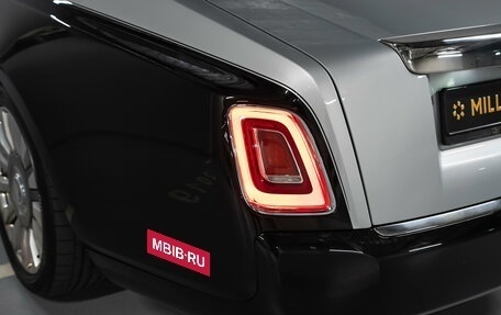 Rolls-Royce Phantom VIII, 2018 год, 37 000 000 рублей, 20 фотография