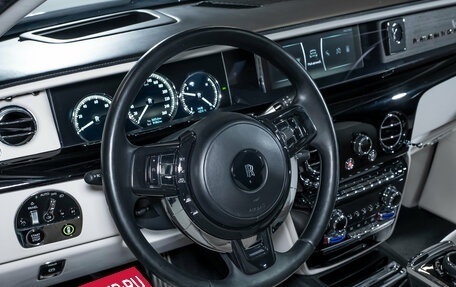 Rolls-Royce Phantom VIII, 2018 год, 37 000 000 рублей, 26 фотография