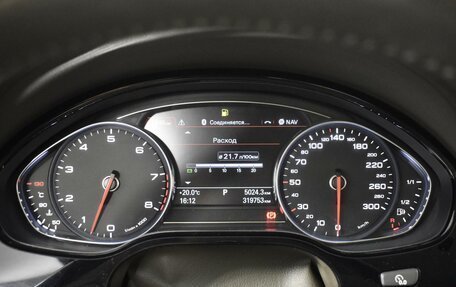 Audi A8, 2013 год, 1 994 900 рублей, 15 фотография