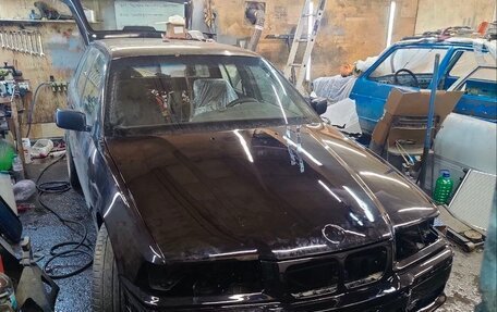 BMW 3 серия, 1997 год, 650 000 рублей, 24 фотография