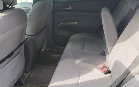 Toyota Prius, 2005 год, 740 000 рублей, 10 фотография