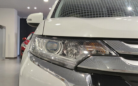 Mitsubishi Outlander III рестайлинг 3, 2017 год, 1 867 000 рублей, 21 фотография
