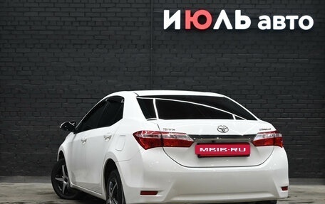 Toyota Corolla, 2015 год, 1 200 000 рублей, 4 фотография