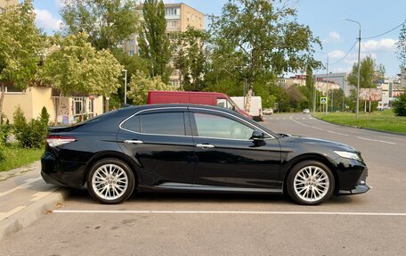 Toyota Camry, 2020 год, 3 120 000 рублей, 4 фотография