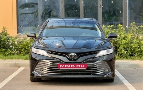 Toyota Camry, 2020 год, 3 120 000 рублей, 2 фотография