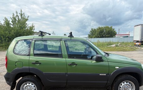 Chevrolet Niva I рестайлинг, 2016 год, 750 000 рублей, 5 фотография