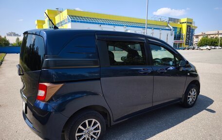 Honda Freed I, 2010 год, 920 000 рублей, 4 фотография