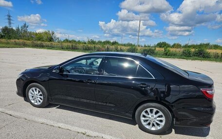 Toyota Camry, 2017 год, 2 600 000 рублей, 3 фотография