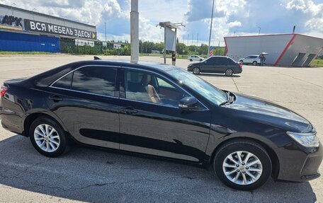 Toyota Camry, 2017 год, 2 600 000 рублей, 7 фотография