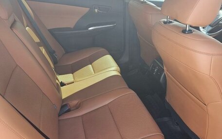 Toyota Camry, 2017 год, 2 600 000 рублей, 4 фотография
