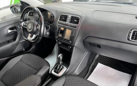 Volkswagen Polo VI (EU Market), 2018 год, 1 345 000 рублей, 13 фотография