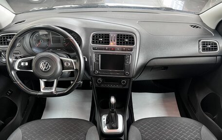 Volkswagen Polo VI (EU Market), 2018 год, 1 345 000 рублей, 10 фотография
