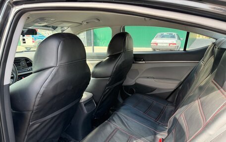 Hyundai Elantra VI рестайлинг, 2017 год, 1 400 000 рублей, 12 фотография