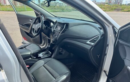 Hyundai Santa Fe III рестайлинг, 2016 год, 2 390 000 рублей, 3 фотография