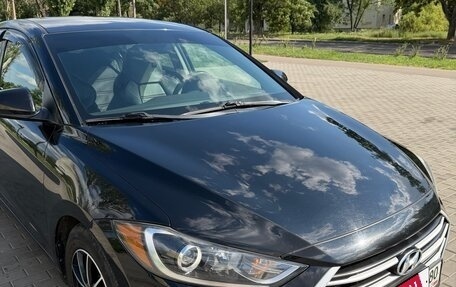 Hyundai Elantra VI рестайлинг, 2017 год, 1 400 000 рублей, 15 фотография