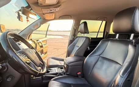 Toyota Land Cruiser Prado 150 рестайлинг 2, 2020 год, 4 900 000 рублей, 15 фотография