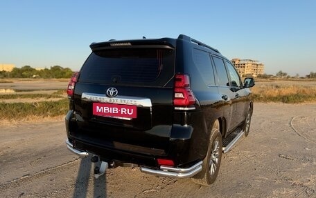 Toyota Land Cruiser Prado 150 рестайлинг 2, 2020 год, 4 900 000 рублей, 5 фотография