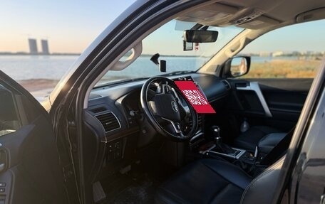 Toyota Land Cruiser Prado 150 рестайлинг 2, 2020 год, 4 900 000 рублей, 7 фотография