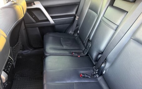 Toyota Land Cruiser Prado 150 рестайлинг 2, 2020 год, 4 900 000 рублей, 20 фотография