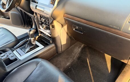 Toyota Land Cruiser Prado 150 рестайлинг 2, 2020 год, 4 900 000 рублей, 21 фотография