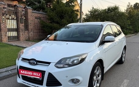 Ford Focus III, 2014 год, 990 000 рублей, 2 фотография
