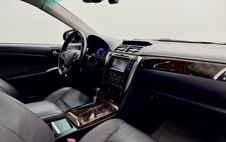 Toyota Camry, 2015 год, 2 150 000 рублей, 11 фотография