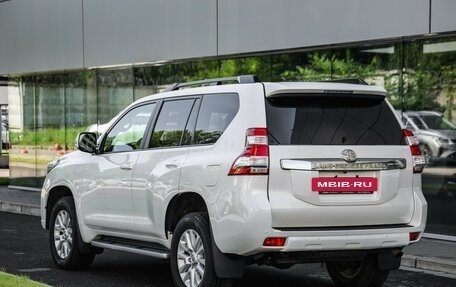 Toyota Land Cruiser Prado 150 рестайлинг 2, 2017 год, 3 799 000 рублей, 9 фотография