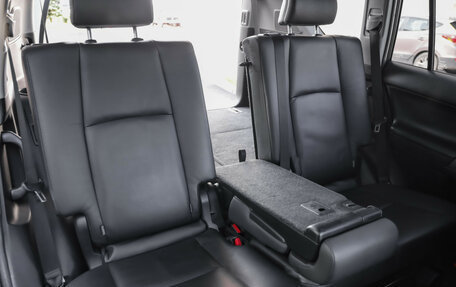 Toyota Land Cruiser Prado 150 рестайлинг 2, 2017 год, 3 799 000 рублей, 32 фотография