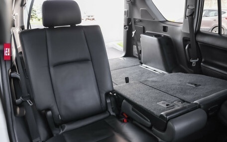 Toyota Land Cruiser Prado 150 рестайлинг 2, 2017 год, 3 799 000 рублей, 33 фотография