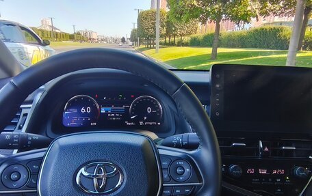 Toyota Camry, 2023 год, 3 850 000 рублей, 6 фотография