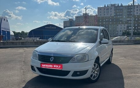 Renault Logan I, 2014 год, 429 000 рублей, 1 фотография
