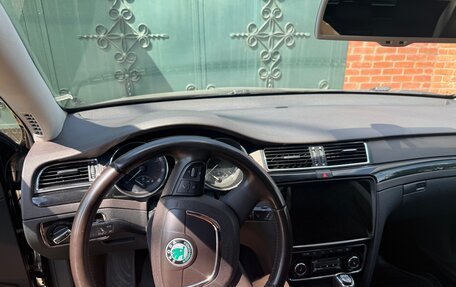 Skoda Superb III рестайлинг, 2013 год, 1 300 000 рублей, 11 фотография
