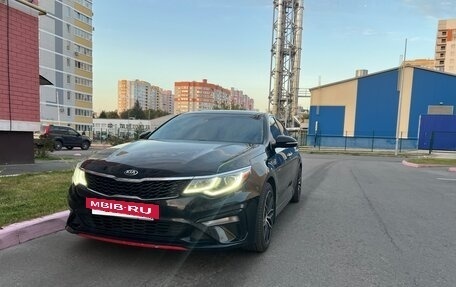 KIA Optima IV, 2019 год, 2 000 000 рублей, 3 фотография