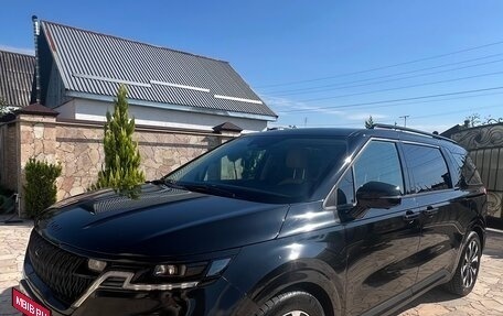 KIA Carnival, 2021 год, 3 700 000 рублей, 2 фотография