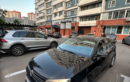 Volkswagen Jetta VI, 2011 год, 870 000 рублей, 17 фотография