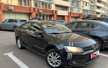 Volkswagen Jetta VI, 2011 год, 870 000 рублей, 23 фотография