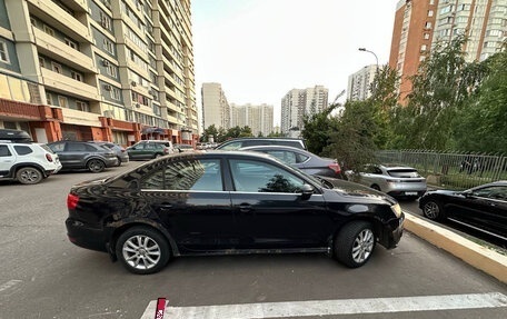 Volkswagen Jetta VI, 2011 год, 870 000 рублей, 24 фотография