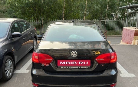 Volkswagen Jetta VI, 2011 год, 870 000 рублей, 19 фотография