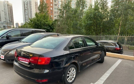 Volkswagen Jetta VI, 2011 год, 870 000 рублей, 21 фотография