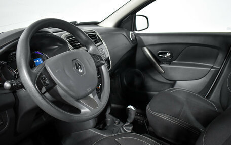 Renault Logan II, 2015 год, 760 000 рублей, 10 фотография