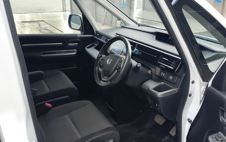 Honda Stepwgn IV, 2018 год, 2 450 000 рублей, 11 фотография