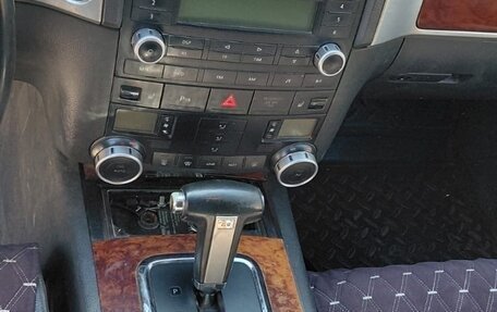Volkswagen Touareg III, 2007 год, 680 000 рублей, 7 фотография