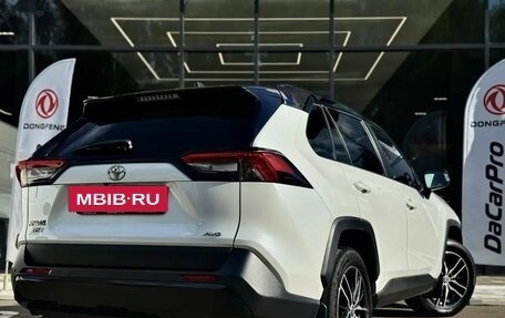 Toyota RAV4, 2021 год, 3 075 000 рублей, 4 фотография