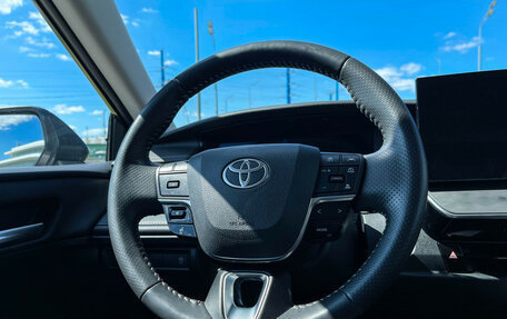 Toyota Camry, 2024 год, 3 688 000 рублей, 15 фотография