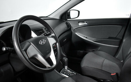Hyundai Solaris II рестайлинг, 2012 год, 550 000 рублей, 9 фотография