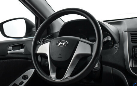 Hyundai Solaris II рестайлинг, 2012 год, 550 000 рублей, 14 фотография