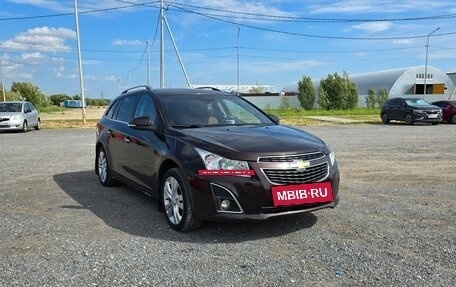 Chevrolet Cruze II, 2014 год, 930 000 рублей, 2 фотография